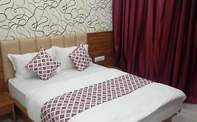 Hotel Dreamland Vadodara